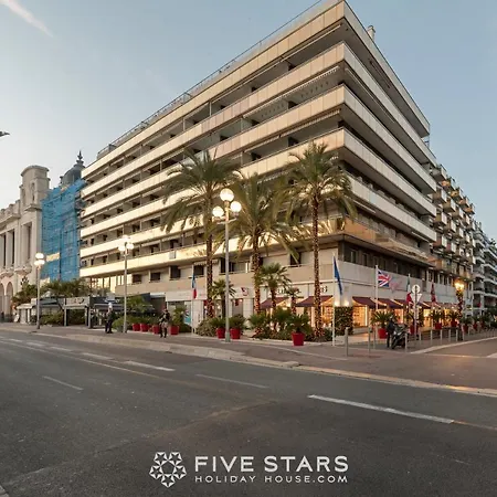 Apartman Massenet Five Stars House *