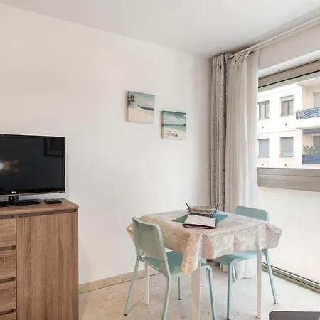 Apartament Massenet Five Stars House Nicea